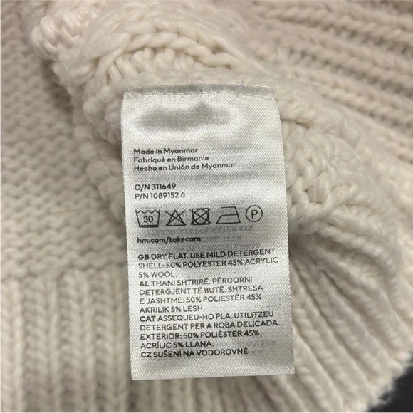 H&M White Cable Knit Turtleneck Sweater - Picture 7 of 9